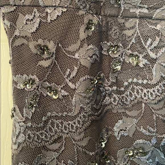 Grey Special Occasion Dress Sz 8 - Picture 3 of 7